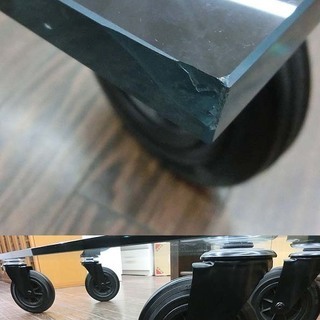 札幌 引き取り Cassina IXC./カッシーナイクスシー コンルオーテ ガラステーブル センターテーブル キャスター 中古品（Y）