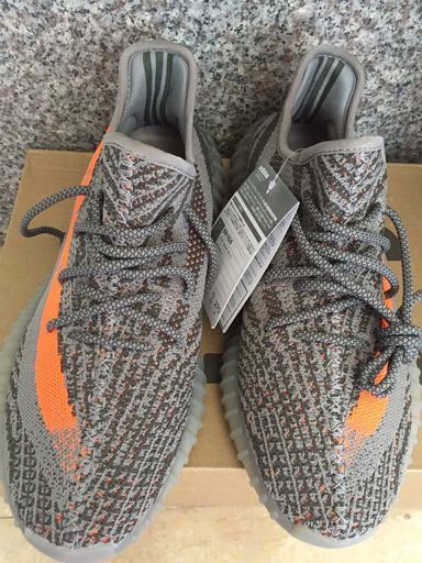 その他 yeezy boost 350 v2 beluga
