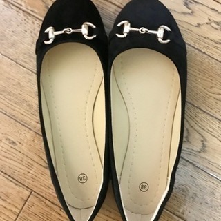 最終値下げ！！新品 未使用 パンプス  ローヒール 黒 23.5...