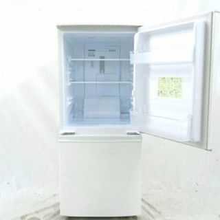 2017年式SHARPノンフロン冷凍冷蔵庫です 137リットルです 綺麗です