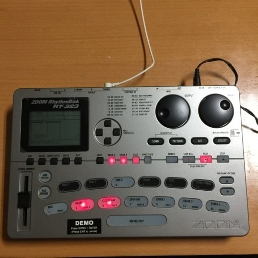 名機！ZOOM RT-323 美品 値段交渉有り。