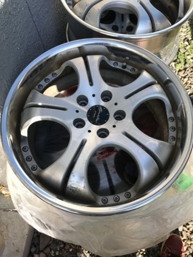 取引中  18インチアルミ4本セット