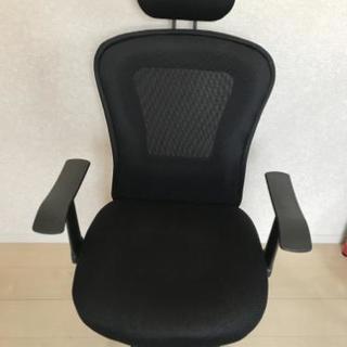 パソコン、オフィス椅子(黒)