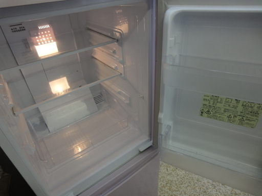 Sharp 2ドア冷凍冷蔵庫 SJ-14X-P 137リットル 2012年製 | monsterdog