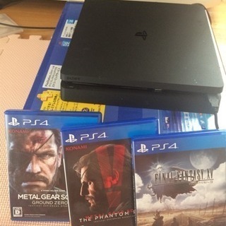 ps4本体とソフト３つです！