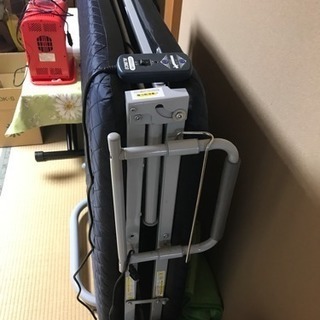 電動折りたたみベッド アルインコ製
