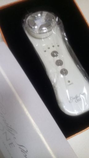 LED美顔器（エミリーストーンワン）