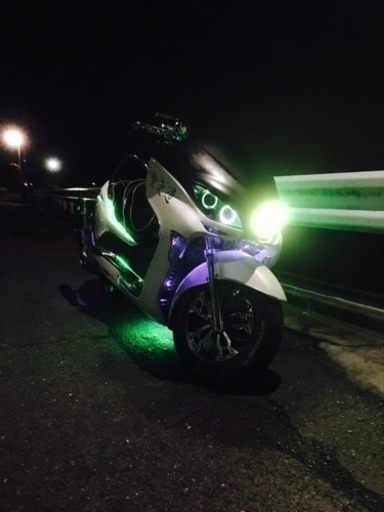 ホンダ フォルツァ MF08 前期