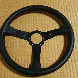 ナルディ ステアリング 36cm レッドステッチ | odysseype.com.au