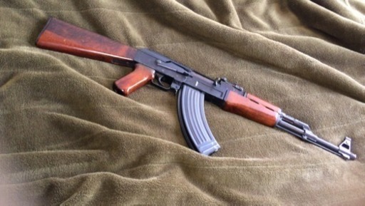 モデルガン  AK-47