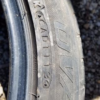 215/45R17  4本　難有り