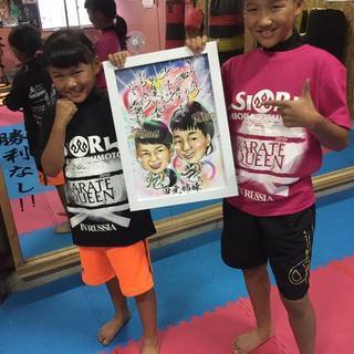 イラストレーター・似顔絵師・家事手伝い