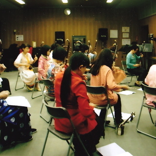 アジアンストリート東村山　ニ胡教室　生徒募集中！