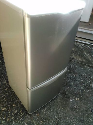 【ギフト】 Panasonicノンフロン冷凍冷蔵庫です 138リットルです 2009 冷蔵庫
