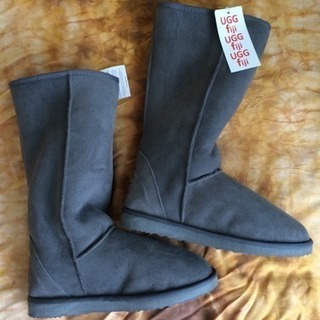 新品】UGGシープスキンブーツ(フィジー) 新品】UGGシープスキンブーツ(フィジー)