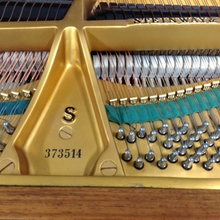 スタインウェイ＆サンズ　S-155　Steinway & Sons