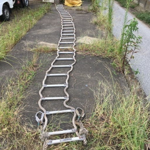 縄はしご避難緊急用なわはしご長谷川工業 7m 入れ物付き アルミ踏み棒 おはる 八幡宿の防災 セキュリティの中古あげます 譲ります ジモティーで不用品の処分 縄はしご避難緊急用なわはしご長谷川工業 7m 入れ物付き アルミ踏み棒 おはる 八幡宿の防災 セキュリティの中古あげます 譲ります ジモティーで不用品の処分