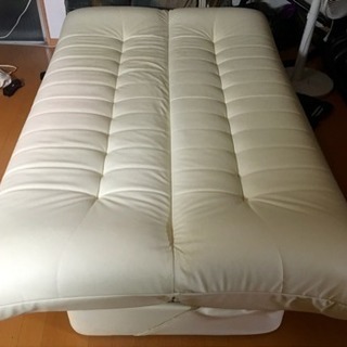 【高級品】シノハラの本皮デザイナーソファベッド(配達可)