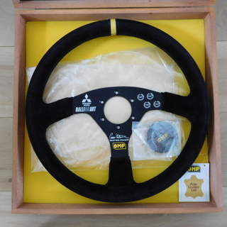 ☆希少 限定品 トミ・マキネン 4連覇記念 OMP ステアリング（長期未