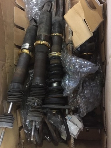 Zrr75ボクシー車高調 みかたく 岩見沢の車のパーツの中古あげます 譲ります ジモティーで不用品の処分 Zrr75ボクシー車高調 みかたく 岩見沢の車のパーツの中古あげます 譲ります ジモティーで不用品の処分