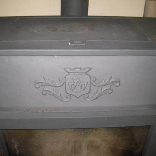 鋳物製薪ストーブ〈ベルギー製；NESTOR MARTIN製・型は古いが本物なり〉