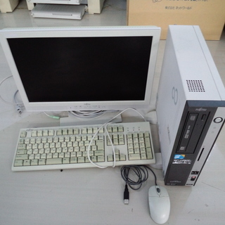 中古　富士通デスクトップPC＋モニター19in＋キーボード＋マウス