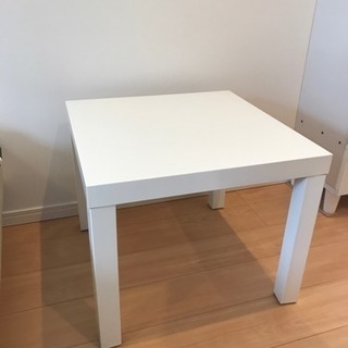 IKEAのコーヒーテーブル