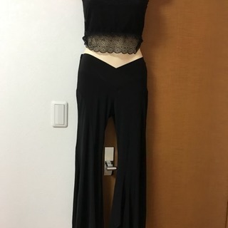 ♡女性用パンツ♡ フリーサイズ♡  未使用品！裾が開いていてセク...