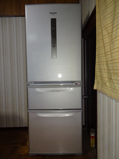 ★値下げしました！★　Panasonic製冷蔵庫 NR-C32BM-S 2013年製　321L、シルバー、送料別