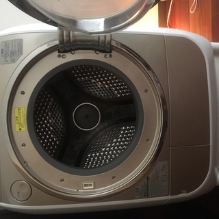 値下げしました！日立　ドラム式洗濯機10.0k　乾燥ユニット内洗...