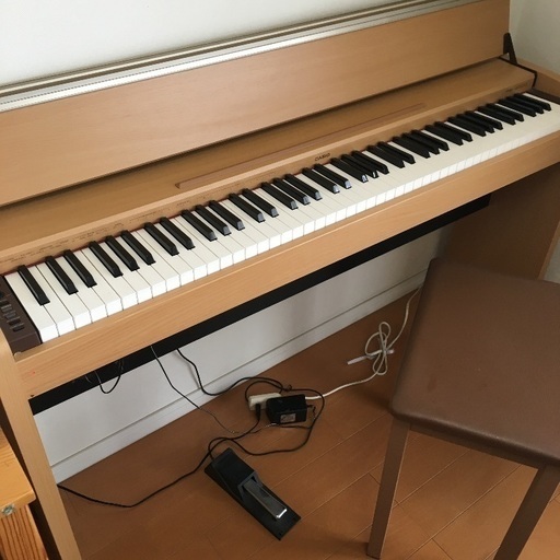 電子ピアノ