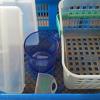 青いプラスチックカゴ等 計６点 ■ 無料