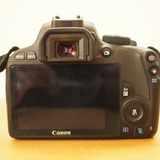 EOS Kiss X7 ダブルズームキット