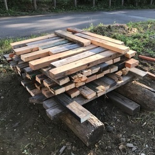 材木 廃材