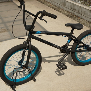 BMX 定価６万