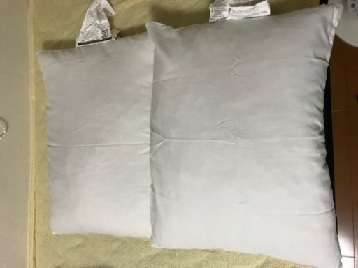 コストコ低反発枕 2個セット カバー未使用 にぎりめし 和泉中央の寝具 枕 の中古あげます 譲ります ジモティーで不用品の処分