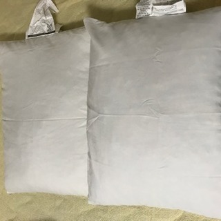 コストコ低反発枕 2個セット カバー未使用 にぎりめし 和泉中央の寝具 枕 の中古あげます 譲ります ジモティーで不用品の処分