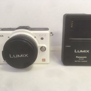 Panasonic LUMIX DMC-GF2 ボディ ホワイト...