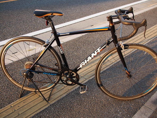 商談中 防犯登録込　GIANT 2200　ロードバイク