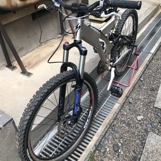 スペシャライズド BIG HIT　FSR　ダウンヒル、フリーライド用