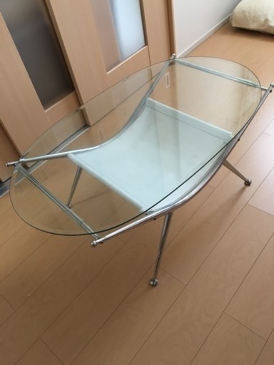 テーブル