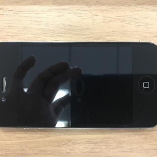 【中古】iPhone4 16GB Softbank