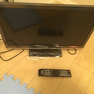 テレビ、洗濯機、ミニ机あげます。