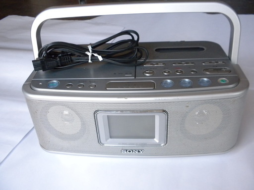 SONYのCDラジカセです。