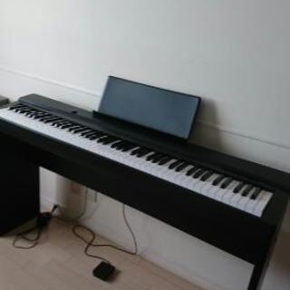 鍵盤電子ピアノ