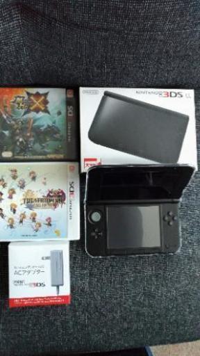 美品◆NINTENDOニンテンドー3DS LL◆本体＋ソフト2本