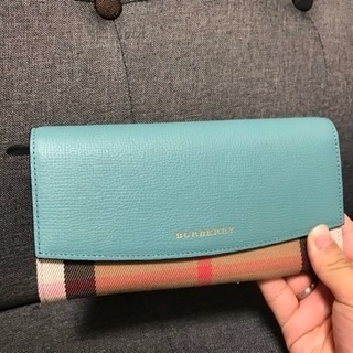 バーバリー財布  新品