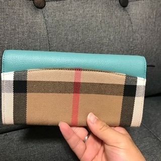 バーバリー財布  新品