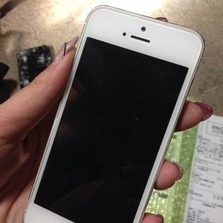 au iPhone5 中古 美品【64GB】