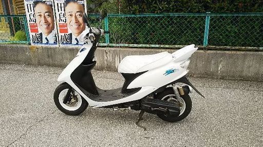 ヤマハ　JOG ZR エボ　SA16J 白　新品外装　カスタム　ロンホイ　2スト ヤマハ JOG ZR エボ SA16J 白 新品外装 カスタム ロンホイ 2スト